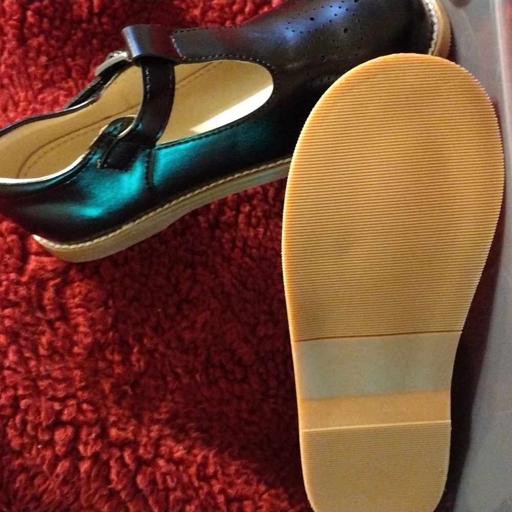 Toddler Girls dress shoes - Picture 2 of 3